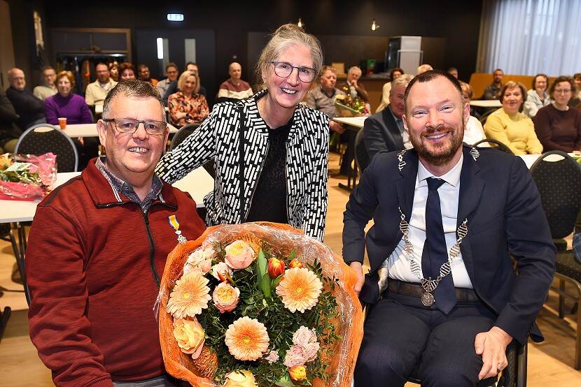 George en Dorien Smits en burgemeester Otwin van Dijk